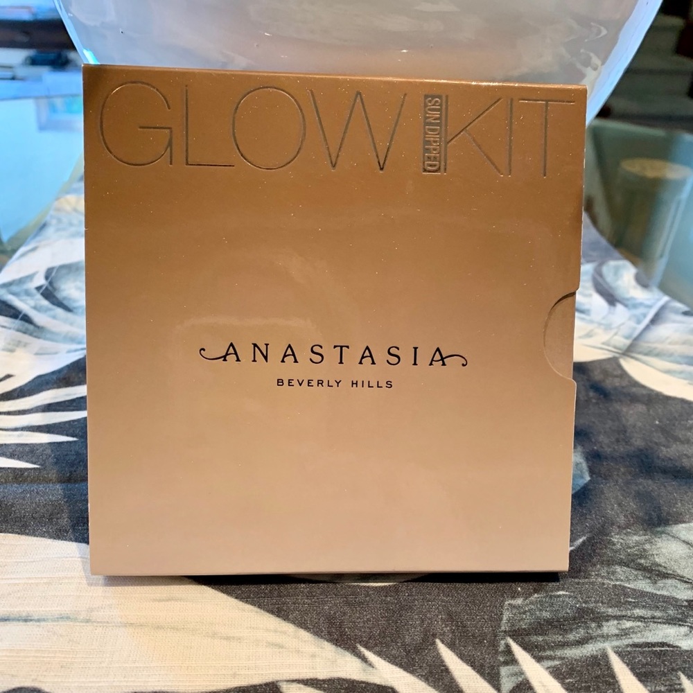 Anastasia Glow Kit in Sun Dipped